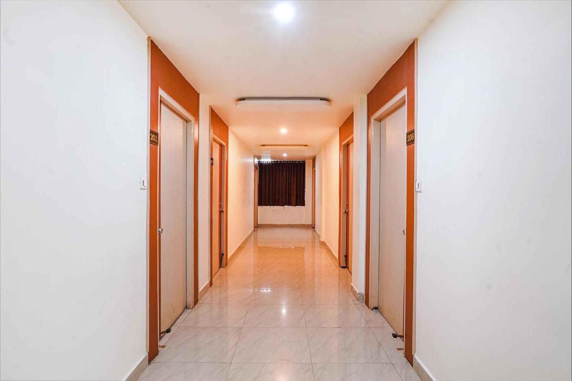 Fabhotel Ambika Elite Buckinghampet Bagian luar foto