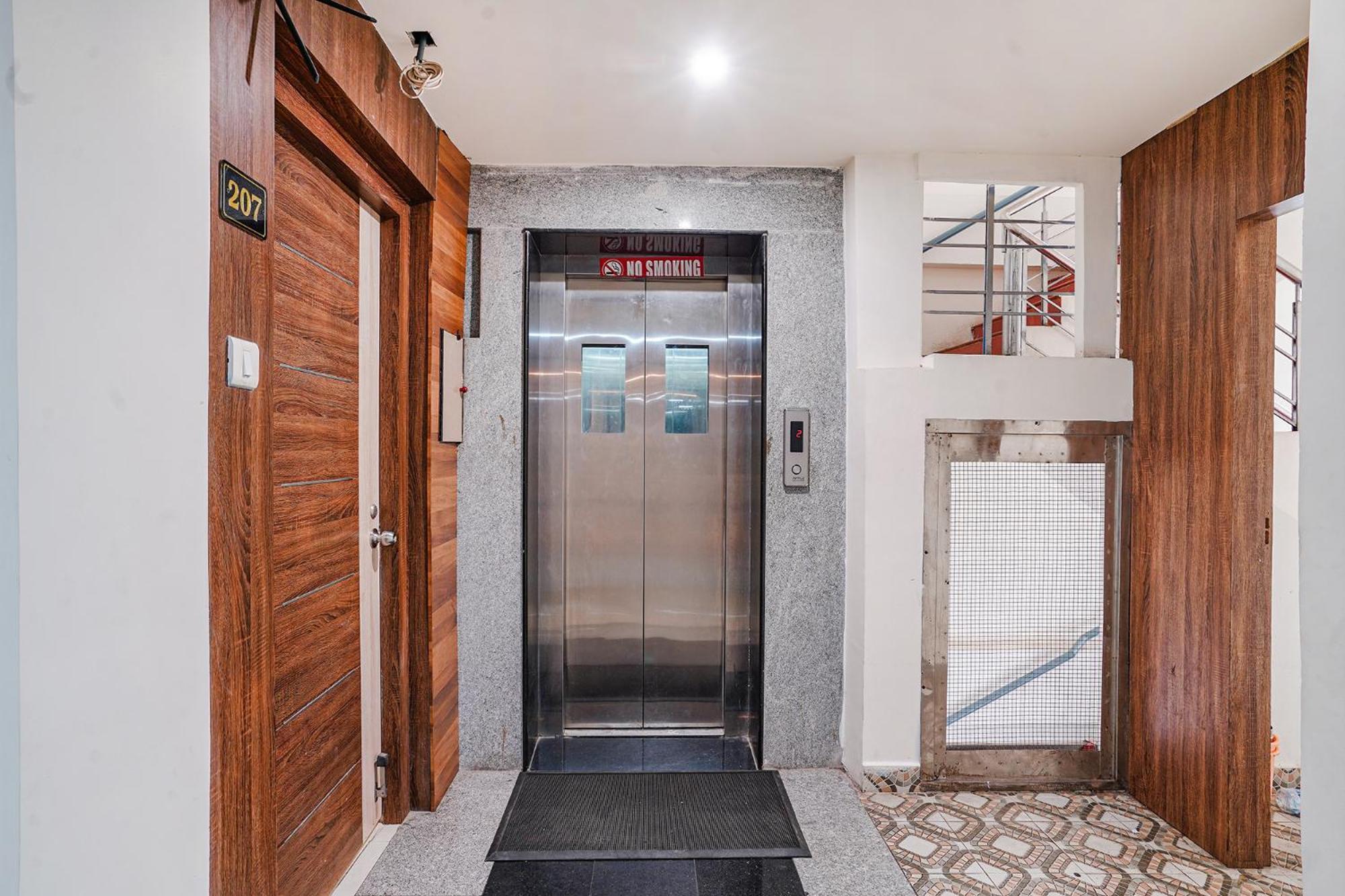 Fabhotel Ambika Elite Buckinghampet Bagian luar foto