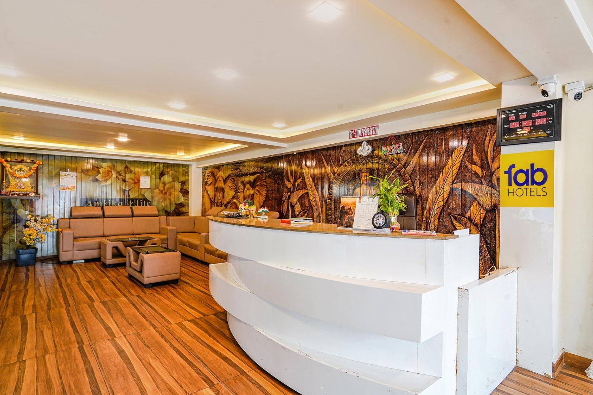 Fabhotel Ambika Elite Buckinghampet Bagian luar foto